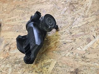 bontott SKODA OCTAVIA II Kartergáz Visszavezető Ház