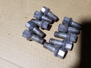 bontott SKODA OCTAVIA II Kerék Csavar Szett