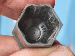 bontott SKODA OCTAVIA II Kerék Csavar Szett