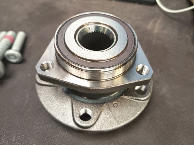 bontott SKODA OCTAVIA II Kerékcsapágy