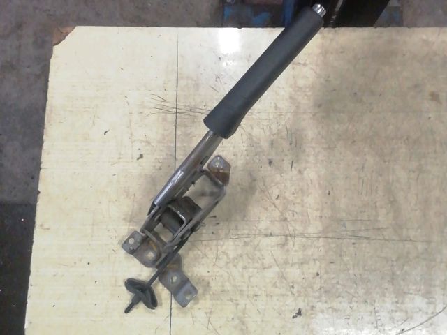 bontott SKODA OCTAVIA II Kézifék Kar