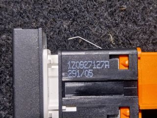 bontott SKODA OCTAVIA II Kipörgésgátló Kapcsoló