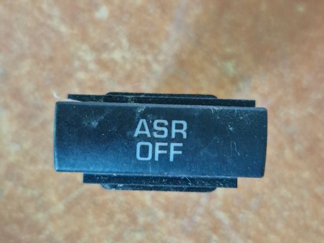 bontott SKODA OCTAVIA II Kipörgésgátló Kapcsoló