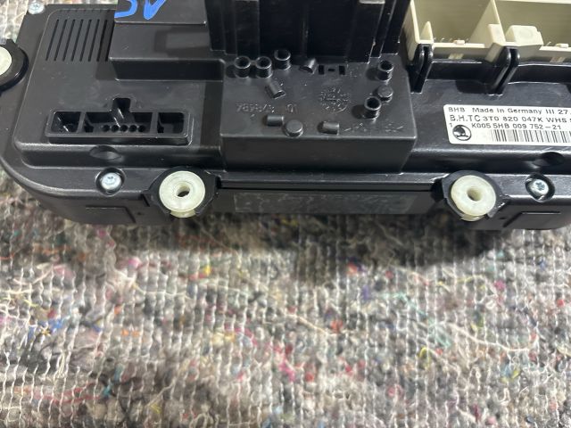 bontott SKODA OCTAVIA II Klíma Kapcsoló