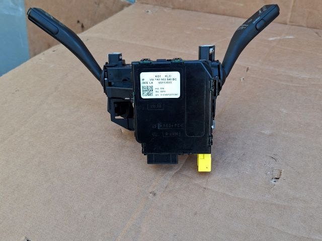 bontott SKODA OCTAVIA II Komplett Kormánykapcsoló (Bajuszkapcsoló)