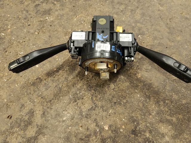 bontott SKODA OCTAVIA II Komplett Kormánykapcsoló (Bajuszkapcsoló)