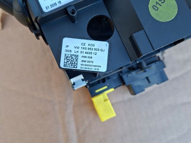 bontott SKODA OCTAVIA II Komplett Kormánykapcsoló (Bajuszkapcsoló)