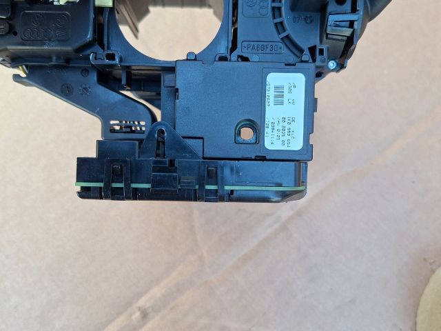 bontott SKODA OCTAVIA II Komplett Kormánykapcsoló (Bajuszkapcsoló)