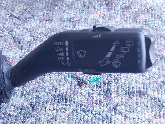 bontott SKODA OCTAVIA II Komplett Kormánykapcsoló (Bajuszkapcsoló)