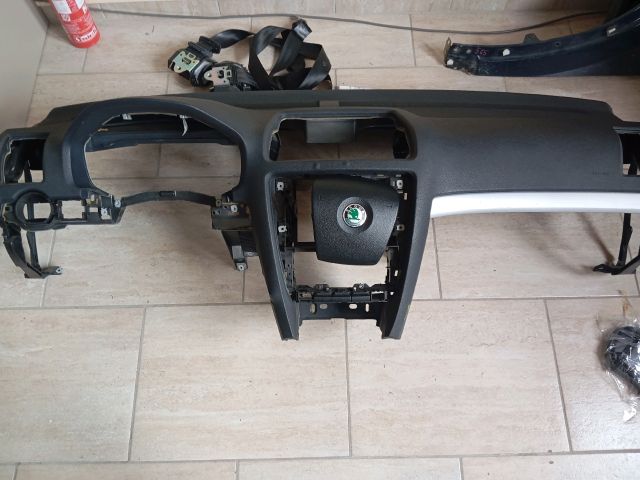 bontott SKODA OCTAVIA II Komplett Légzsák Szett