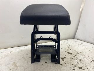 bontott SKODA OCTAVIA II Könyöklő