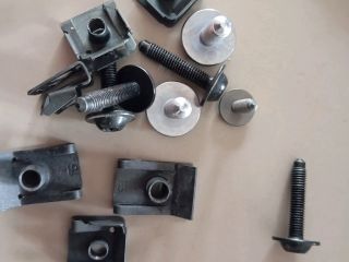 bontott SKODA OCTAVIA II Könyöklő