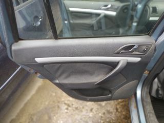 bontott SKODA OCTAVIA II Kormánykardán