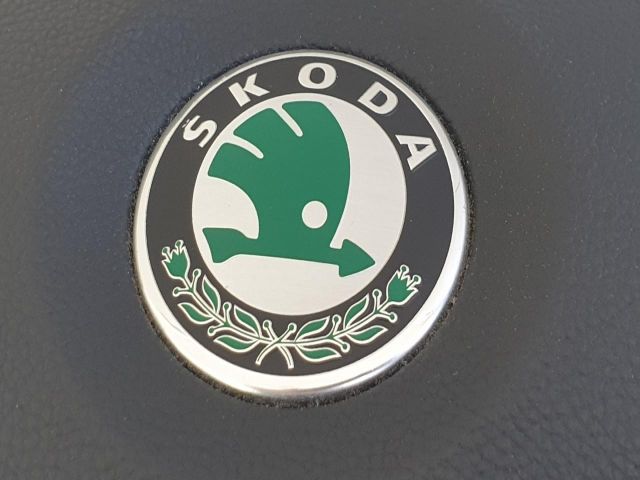 bontott SKODA OCTAVIA II Kormánylégzsák