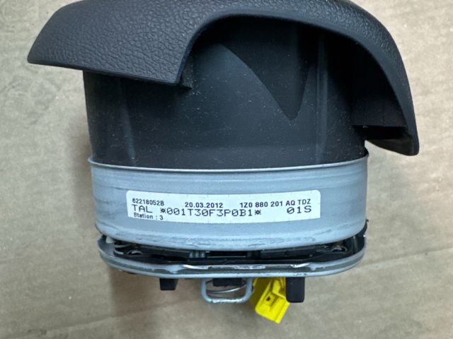 bontott SKODA OCTAVIA II Kormánylégzsák