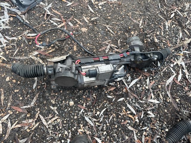 bontott SKODA OCTAVIA II Kormánymű Szervós