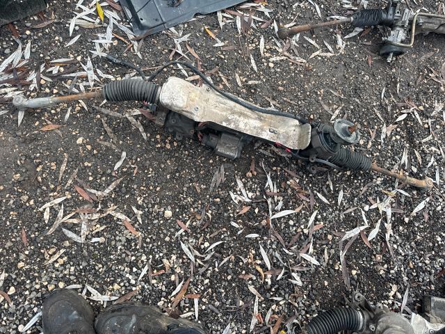 bontott SKODA OCTAVIA II Kormánymű Szervós