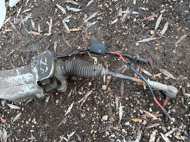 bontott SKODA OCTAVIA II Kormánymű Szervós