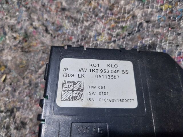 bontott SKODA OCTAVIA II Kormányoszlop Vezérlő