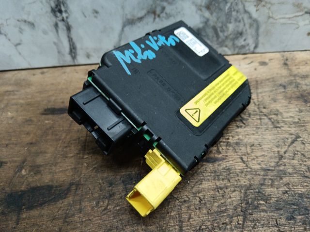 bontott SKODA OCTAVIA II Kormányoszlop Vezérlő