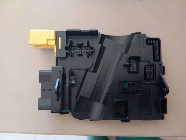 bontott SKODA OCTAVIA II Kormányoszlop Vezérlő