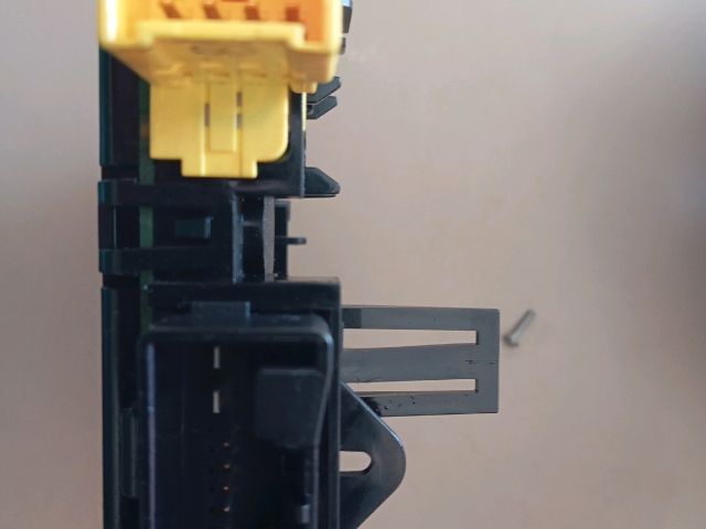 bontott SKODA OCTAVIA II Kormányoszlop Vezérlő