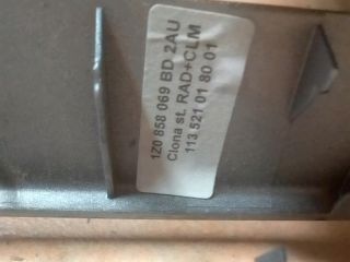 bontott SKODA OCTAVIA II Középkonzol Keret