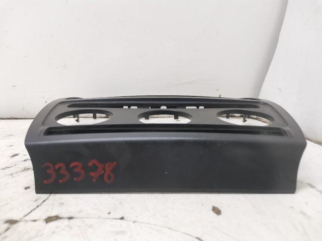 bontott SKODA OCTAVIA II Középkonzol Keret