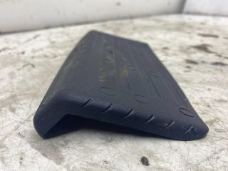 bontott SKODA OCTAVIA II Középkonzol Keret