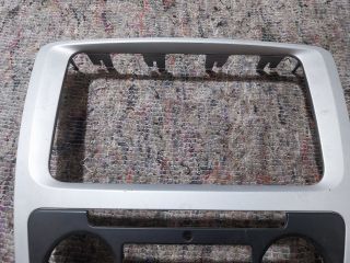 bontott SKODA OCTAVIA II Középkonzol Keret