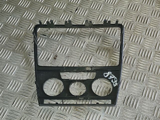 bontott SKODA OCTAVIA II Középkonzol Keret