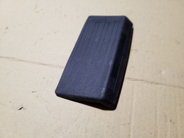 bontott SKODA OCTAVIA II Középkonzol Keret