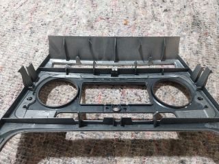 bontott SKODA OCTAVIA II Középkonzol Keret