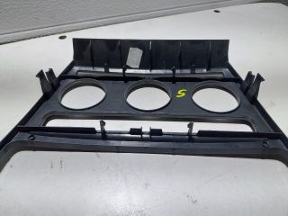 bontott SKODA OCTAVIA II Középkonzol Keret