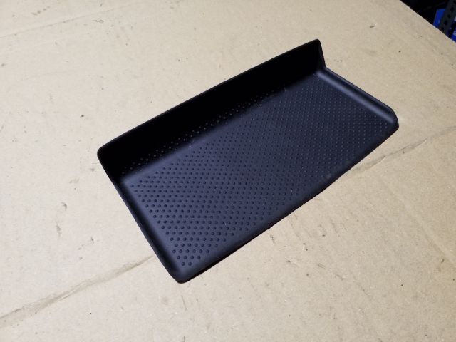 bontott SKODA OCTAVIA II Középkonzol Keret