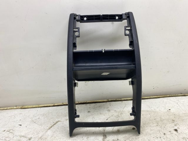 bontott SKODA OCTAVIA II Középkonzol Keret