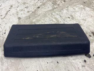 bontott SKODA OCTAVIA II Középkonzol Keret