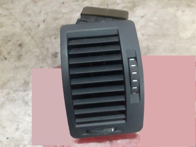 bontott SKODA OCTAVIA II Középső Bal Szellőző