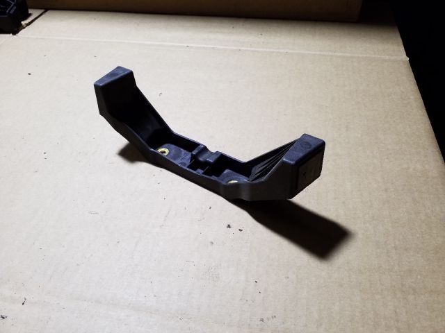 bontott SKODA OCTAVIA II Középső Kardánbox Burkolat