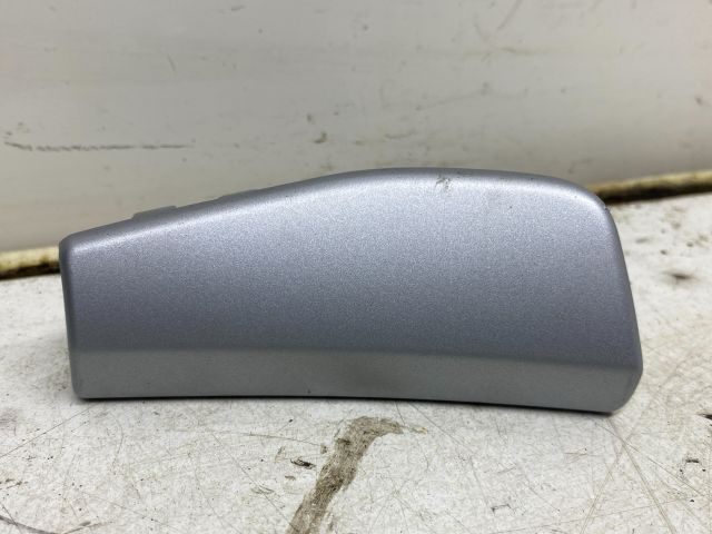 bontott SKODA OCTAVIA II Középső Műszerfal Díszléc