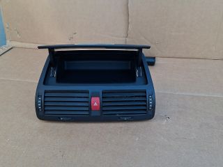 bontott SKODA OCTAVIA II Középső Szellőző