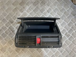 bontott SKODA OCTAVIA II Középső Szellőző