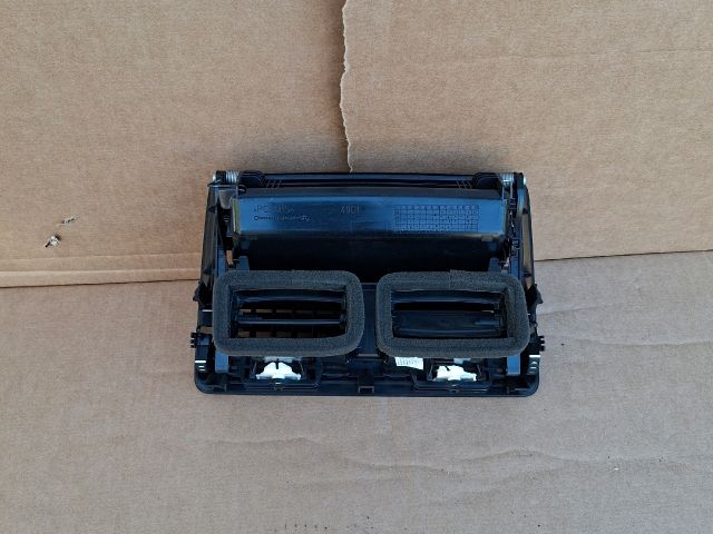 bontott SKODA OCTAVIA II Középső Szellőző