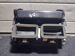 bontott SKODA OCTAVIA II Középső Szellőző