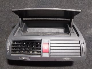 bontott SKODA OCTAVIA II Középső Szellőző