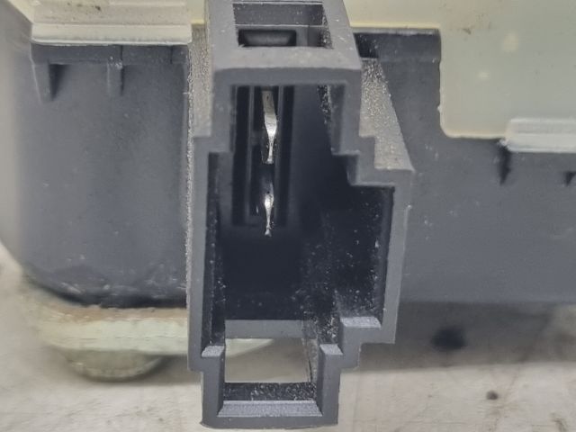 bontott SKODA OCTAVIA II Központizár Motor Csomagtérajtó