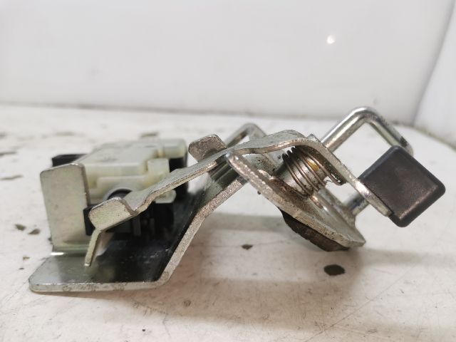 bontott SKODA OCTAVIA II Központizár Motor Csomagtérajtó