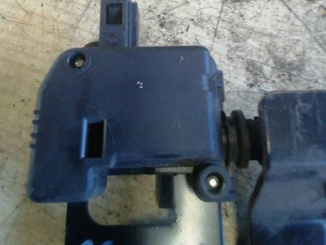 bontott SKODA OCTAVIA II Központizár Motor Csomagtérajtó