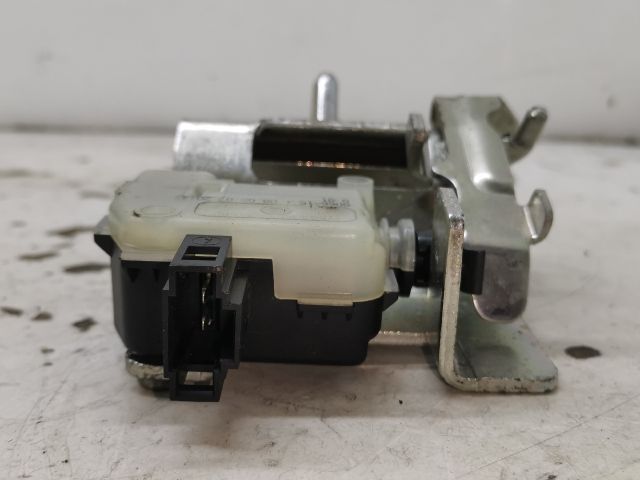 bontott SKODA OCTAVIA II Központizár Motor Csomagtérajtó