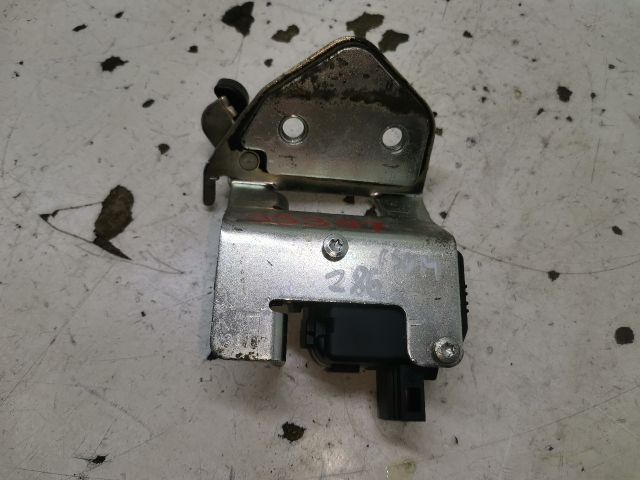 bontott SKODA OCTAVIA II Központizár Motor Csomagtérajtó